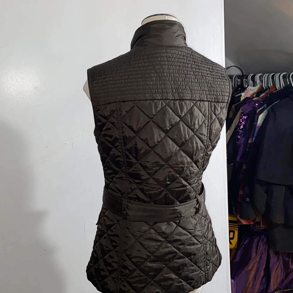 Banana republic size small quilted belted vest jacket - Picture 4 of 6